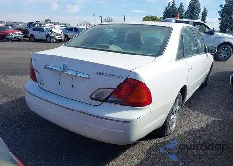 2000 Toyota Avalon Xl/Xls from USA, damaged, VIN 4T1BF28B9YU030316